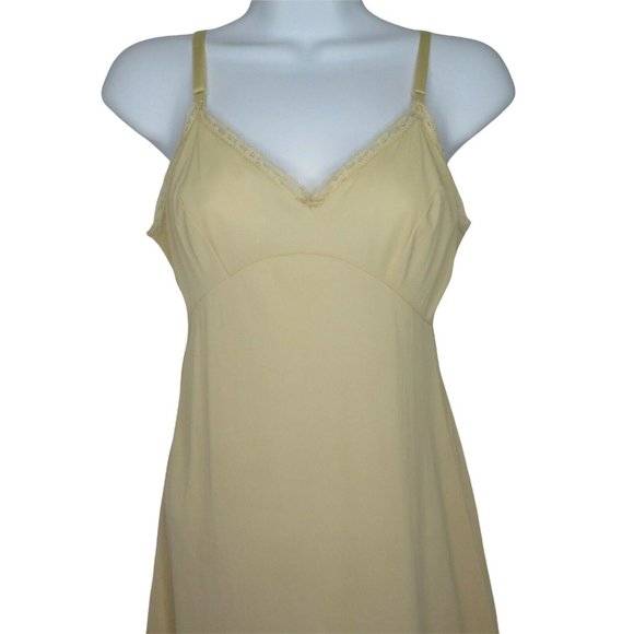 Vintage JC Penny Full Length Dress Slip S Beige Nylon Lace Trim Glam Pin Up USA - Picture 2 of 10
